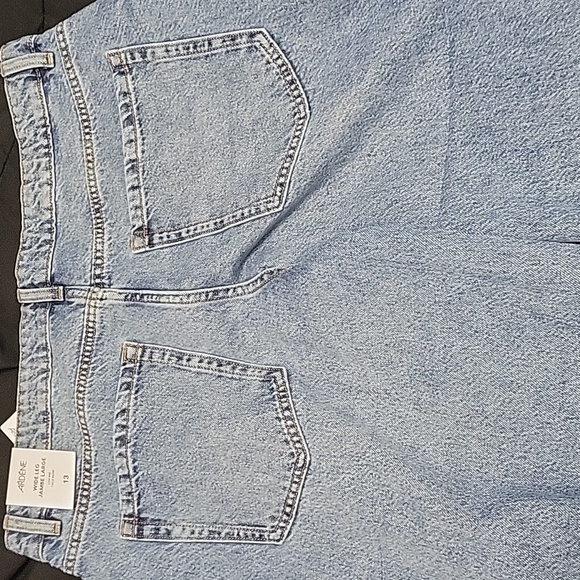 NWT Size 13 Ardene Off Duty Low Rise Wide Leg Jean - Picture 5 of 7